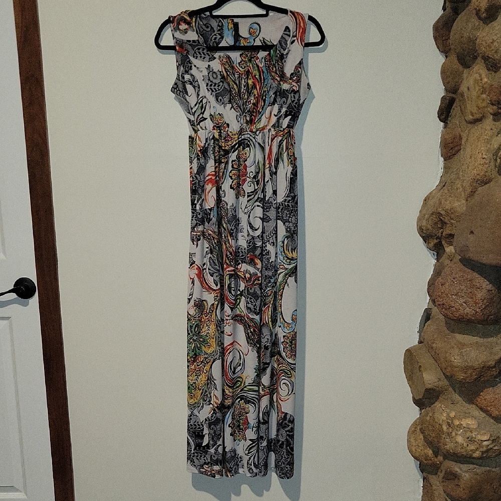 Multicolor Sleeveless Maxi Dress
